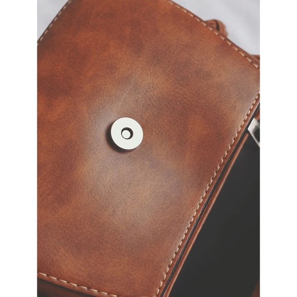 ⭐️LAST ONE⭐️ Crossbody Bag NWT - Picture 5 of 5